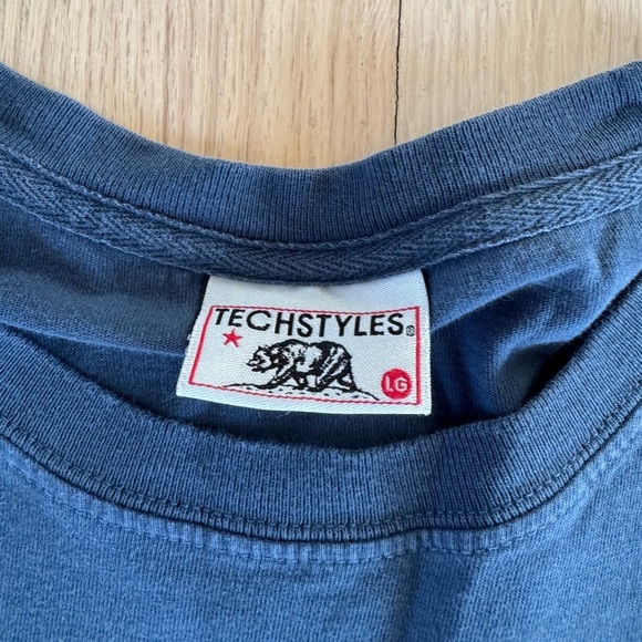 Techstyles Blue Short Sleeve Tee Shirt Size Large - Picture 3 of 4